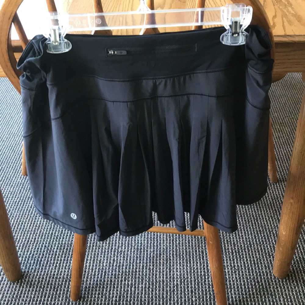 Lululemon black skirt! Brand new!